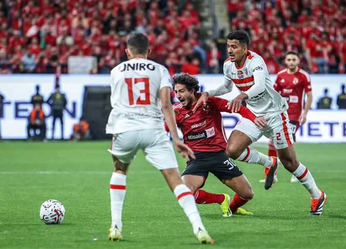 «4 مقابل 4».. صفقات الأهلي والزمالك في ميزان السوبر الأفريقي